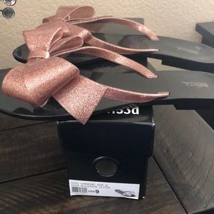 Melissa Harmonic Bow III Glitter Flip-Flops